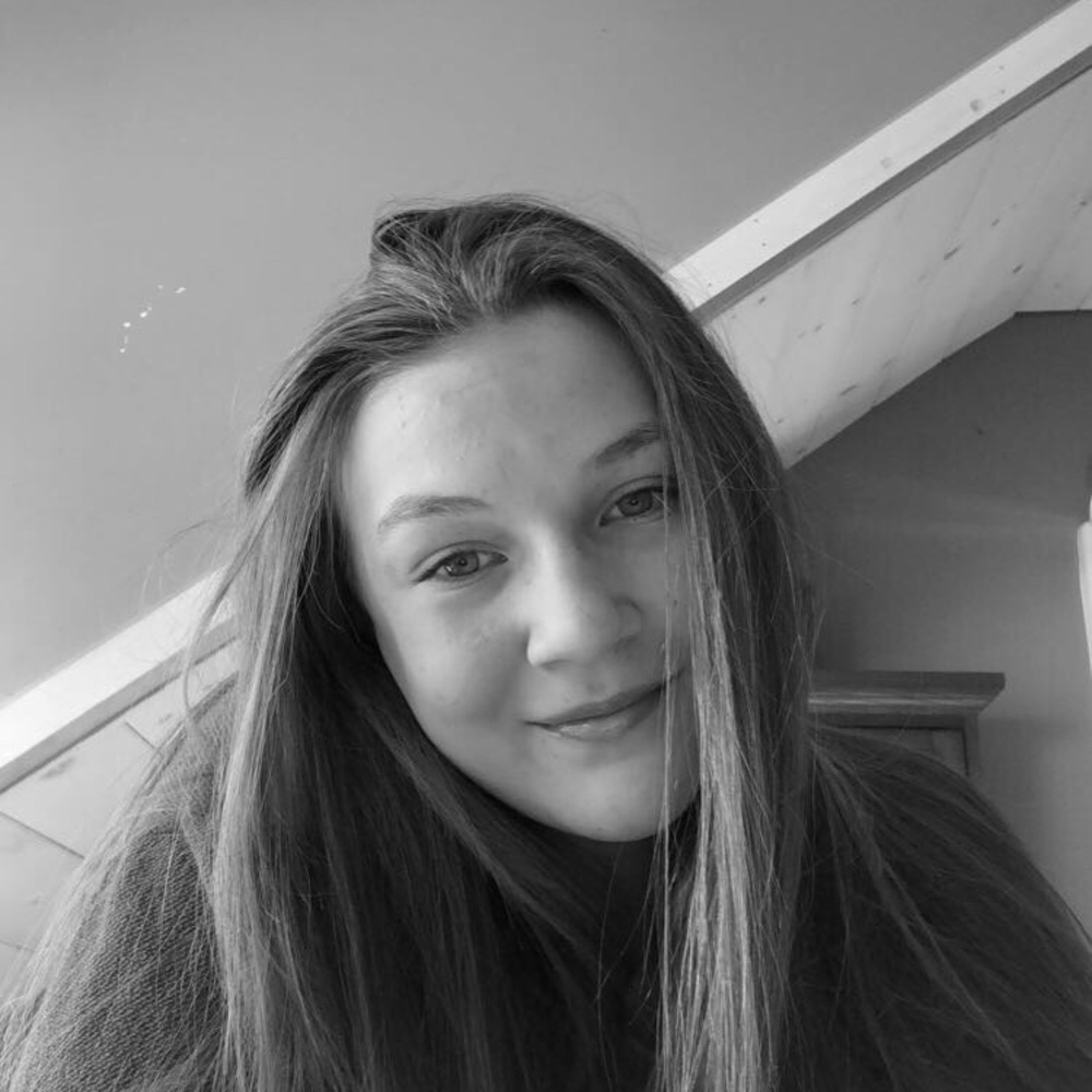 Meet your Posher, Lauren